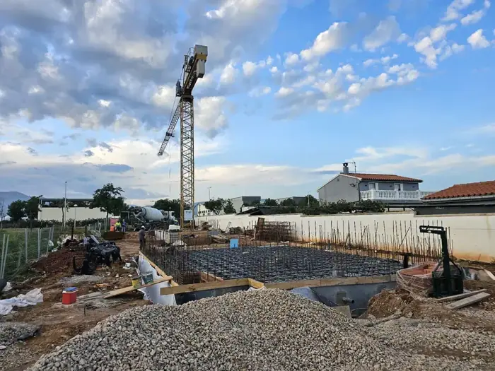 Construction progress of Torre la Sal, December 2024, photo 1 of 2