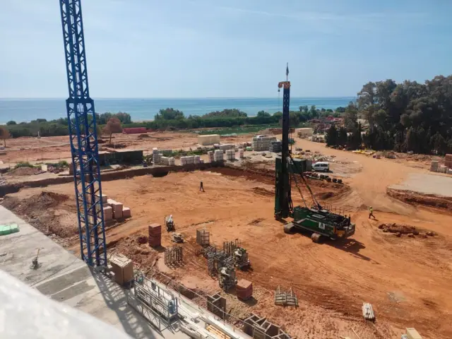 Edificio Ciudad Jardín 2, Oropesa del Mar / Cabanes, Castellón, photo 1 of 14