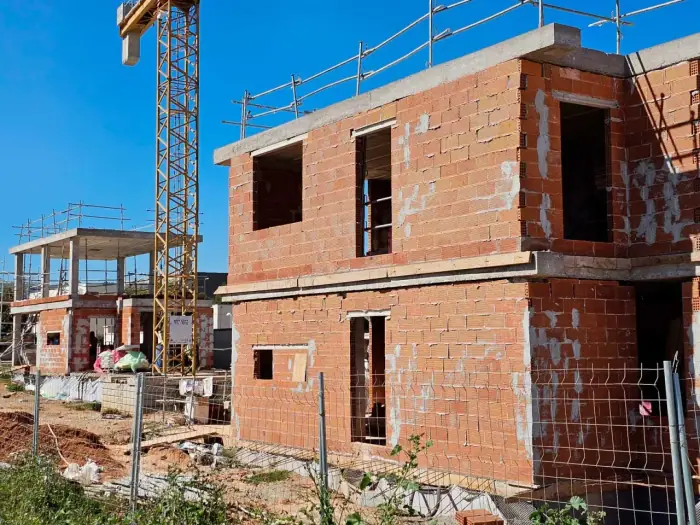 Construction progress of Torre la Sal, April 2025, photo 1 of 2