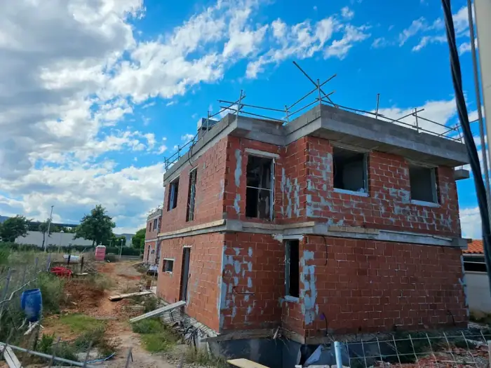 Construction progress of Torre la Sal, September 2025, photo 1 of 2