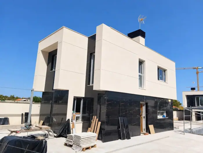 Construction progress of Torre la Sal, October 2026, photo 4 of 5