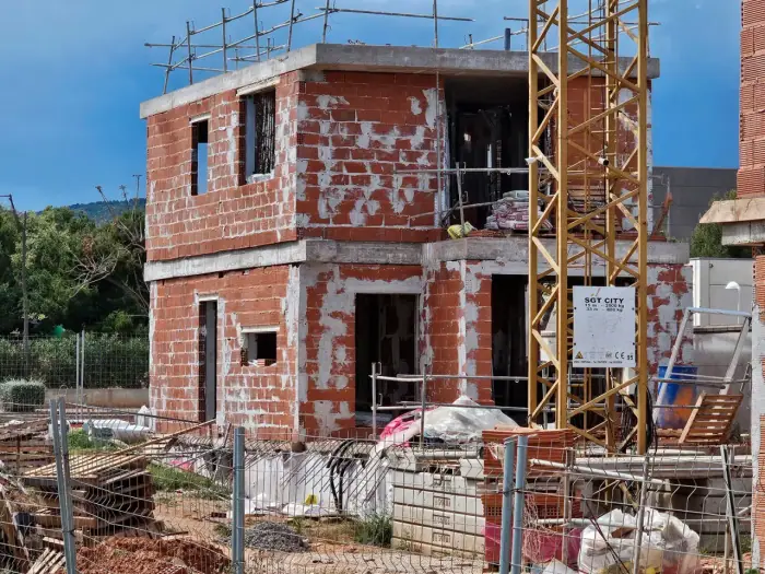 Construction progress of Torre la Sal, May 2025, photo 1 of 2